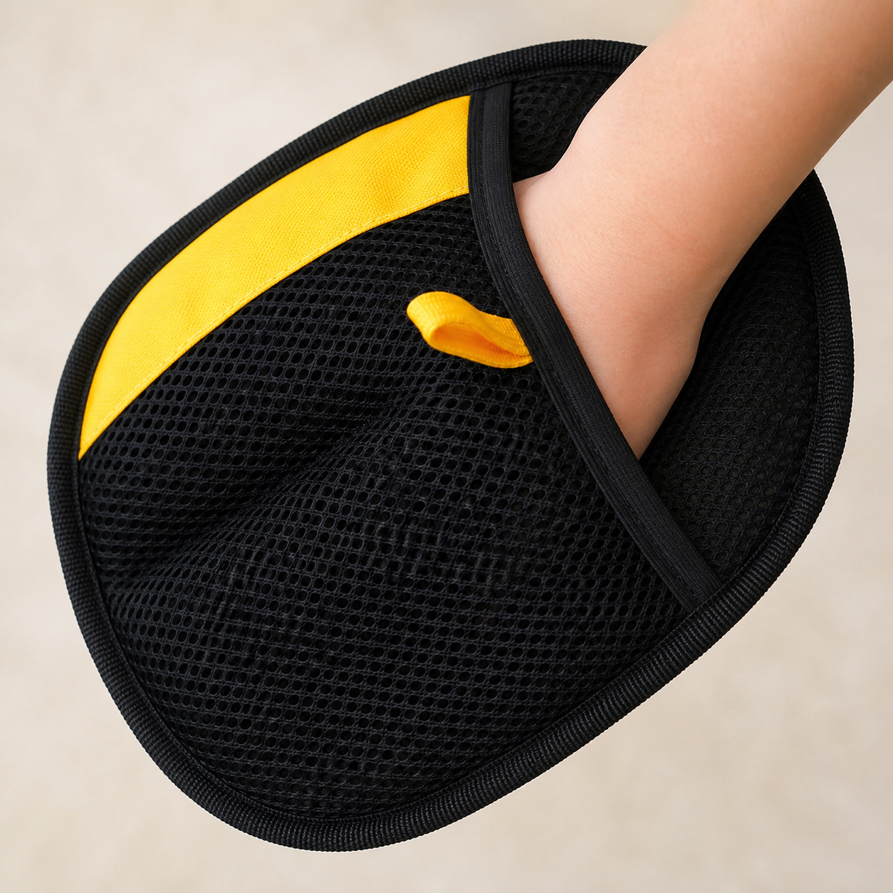 PupSup™ FurSweep Hair-Removal Mitt